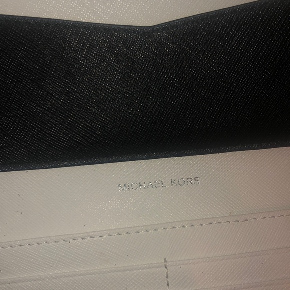 Michael Kors - Picture 4 of 7